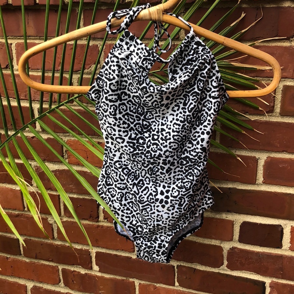 Girl’s 6-6X swimsuit